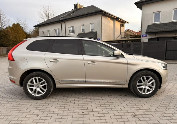 Volvo XC 60 cena 81099 przebieg: 95000, rok produkcji 2017 z Marki małe 379